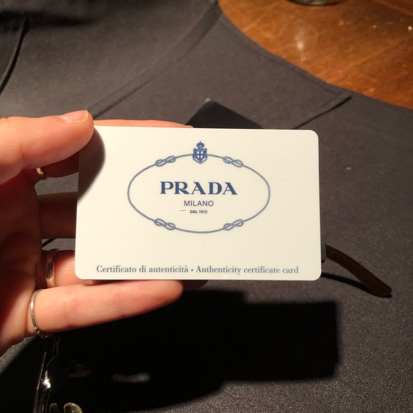 Prada sunglasses - Picture 5 of 7